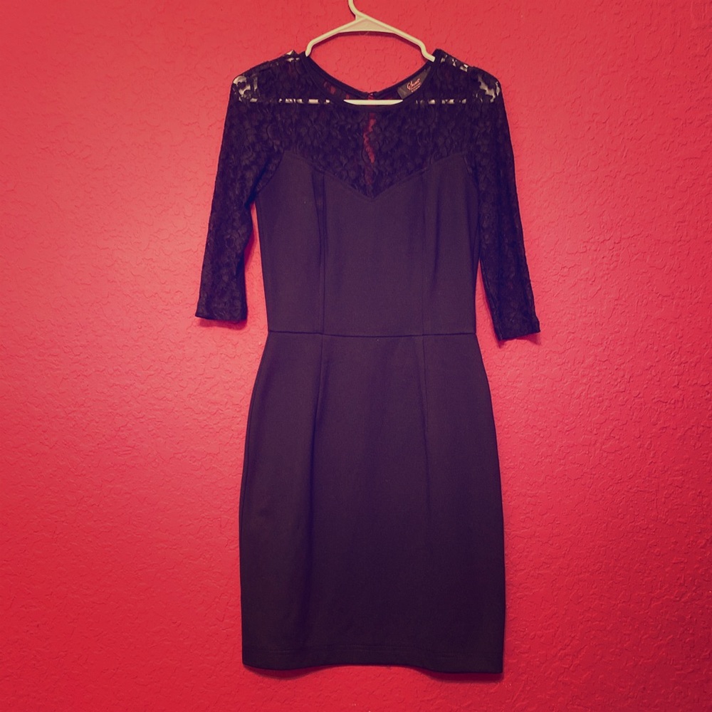 Elegant Lace Formal/Party Dress